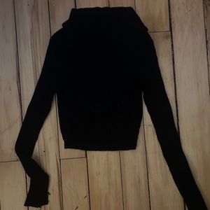 black fitted long sleeve shirt